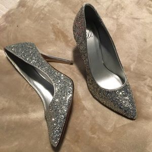 EXCELLENT CONDITION Silver glitter heels